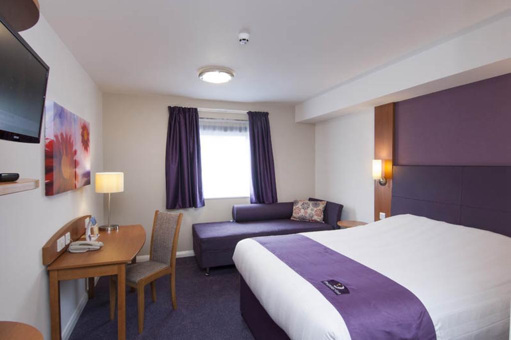 Newbridge  Premier Inn Edinburgh Airport - Newbridge חדר תמונה