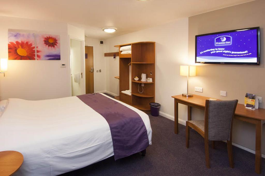 Newbridge  Premier Inn Edinburgh Airport - Newbridge מראה חיצוני תמונה