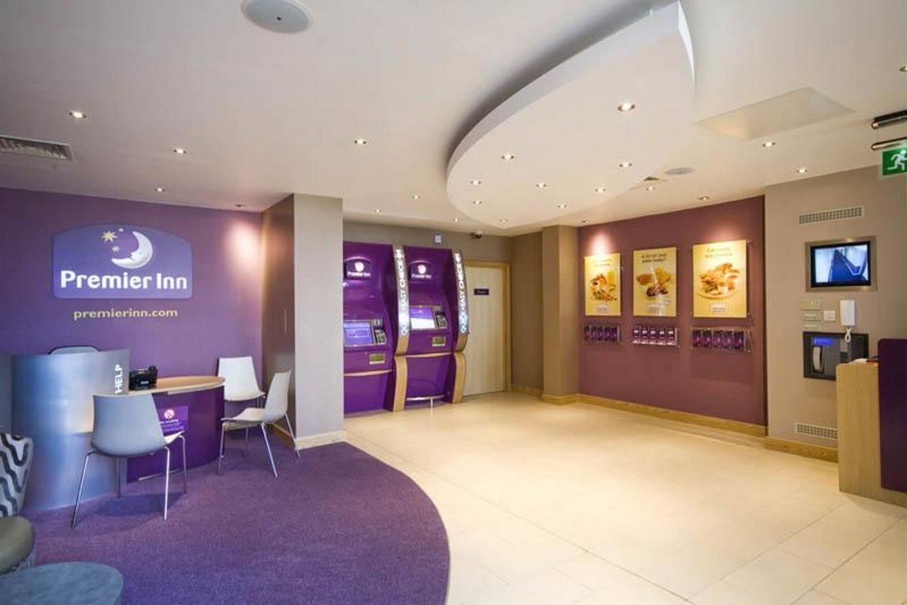 Newbridge  Premier Inn Edinburgh Airport - Newbridge מראה חיצוני תמונה